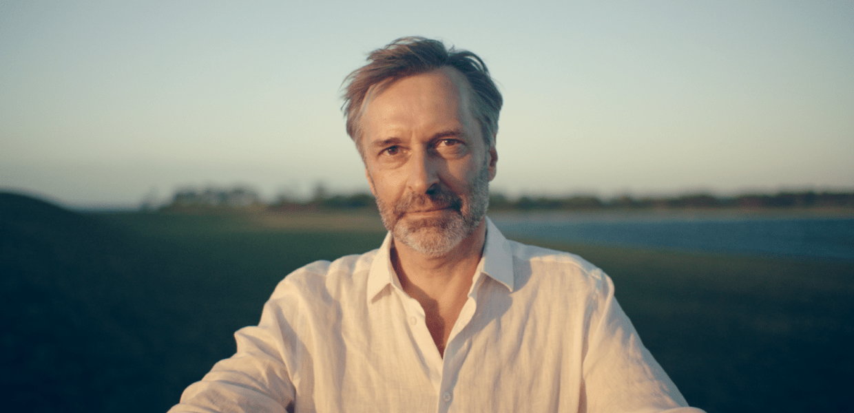 Martin Brygmann er frontfigur i filmen til "Meget mere end bare Danmark" kampagnen i 2020