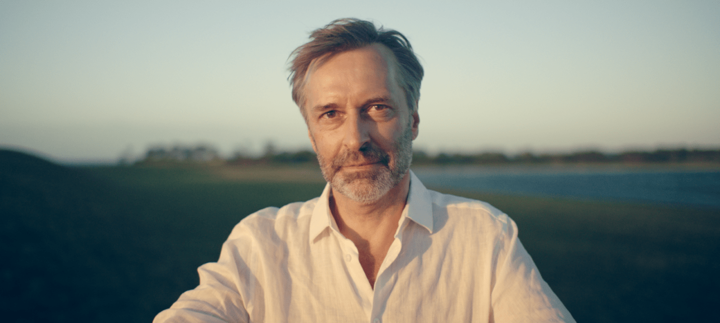 Martin Brygmann er frontfigur i filmen til "Meget mere end bare Danmark" kampagnen i 2020